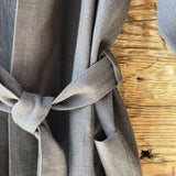 Tumši pelēka mīkstināta lina auduma kimono tipa halāts